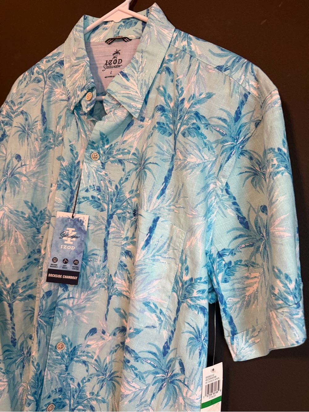 IZOD Saltwater Collection Men’s Camp Shirt. NWT - Picture 7 of 9